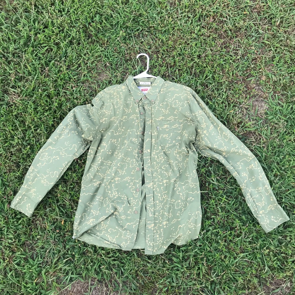 Limited Levi’s shirt